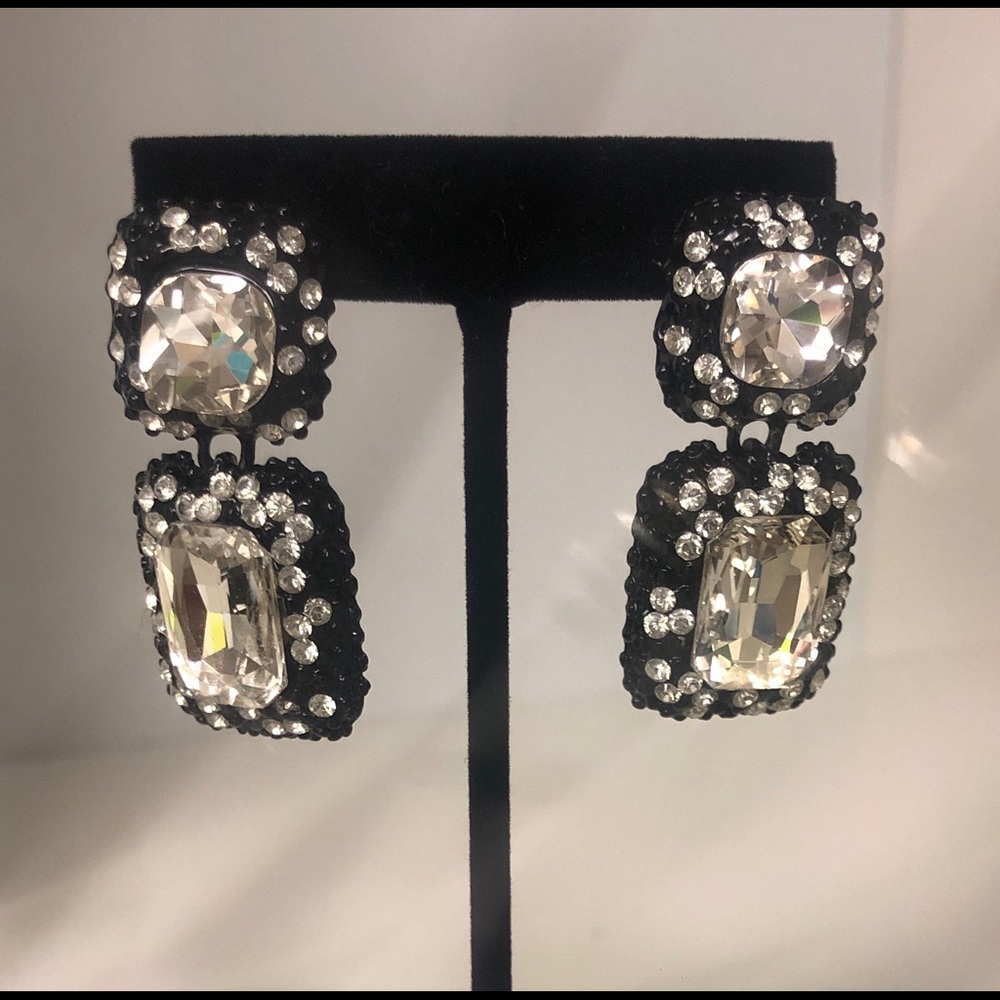 Clear crystal glam earrings